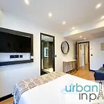 Urbanflat 128 - Champs-elysees Penthouse *