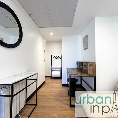 Apartment Urbanflat 128 - Champs-elysees Penthouse