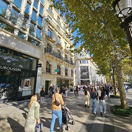 Urbanflat 128 - Champs-elysees Penthouse