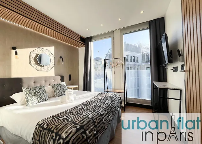 Urbanflat 128 - Champs-elysees Penthouse * Paris